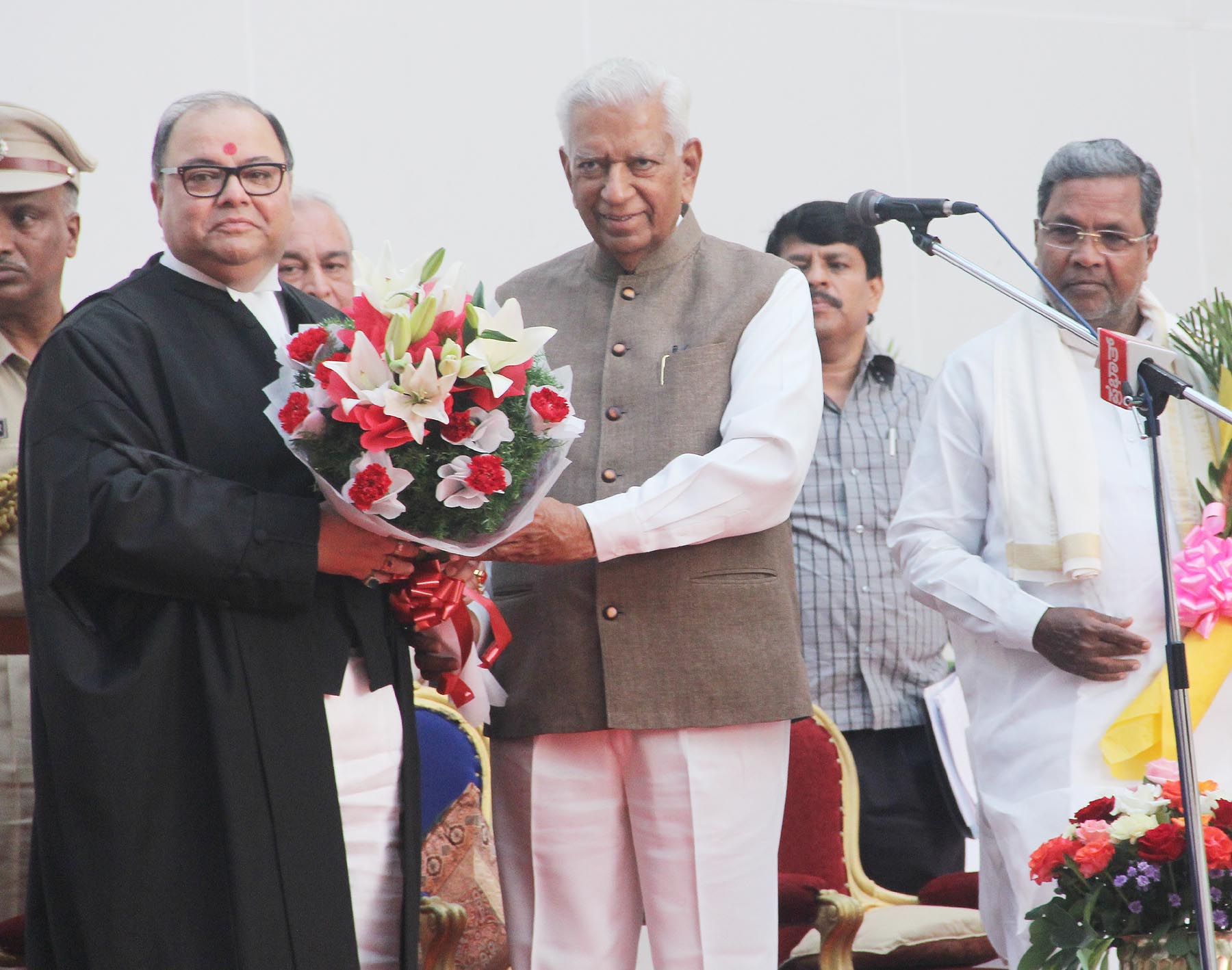 ಸಿಜೆಯಾಗಿ ಎಸ್.ಕೆ.ಮುಖರ್ಜಿ ಪ್ರಮಾಣ ವಚನ ಸ್ವೀಕಾರ